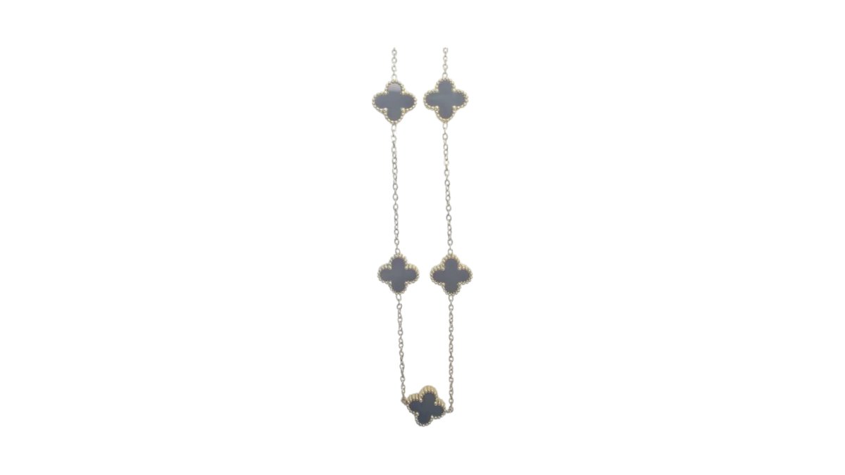 🌼 Mother of Pearl Clover Necklace – Gold