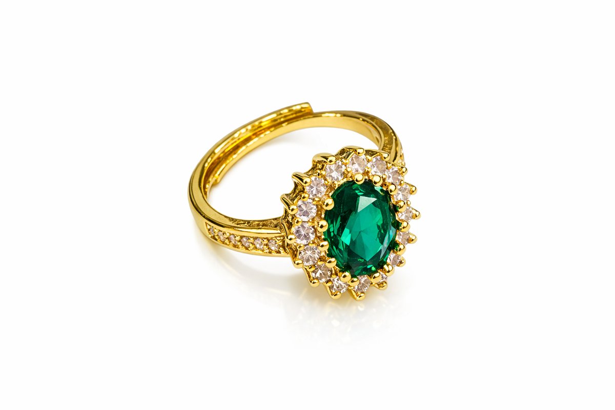Gold Stainless Steel Ring with Emerald Green Crystal