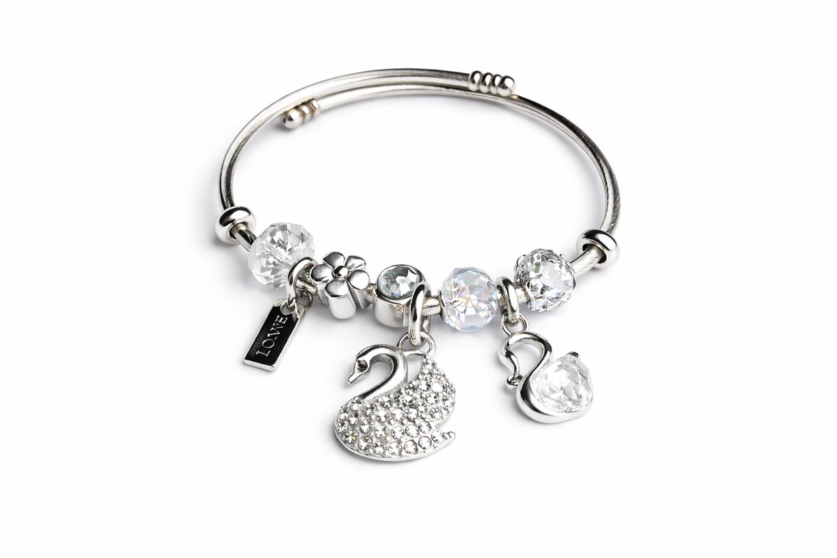 💫 Pandora Style Bracelet –White Swan