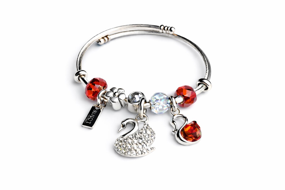 💫 Pandora Style Bracelet –Red Swan