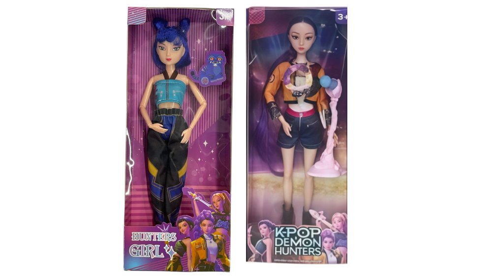 Rumi and Zoey Fashion dolls(Rumi can sing Golden)