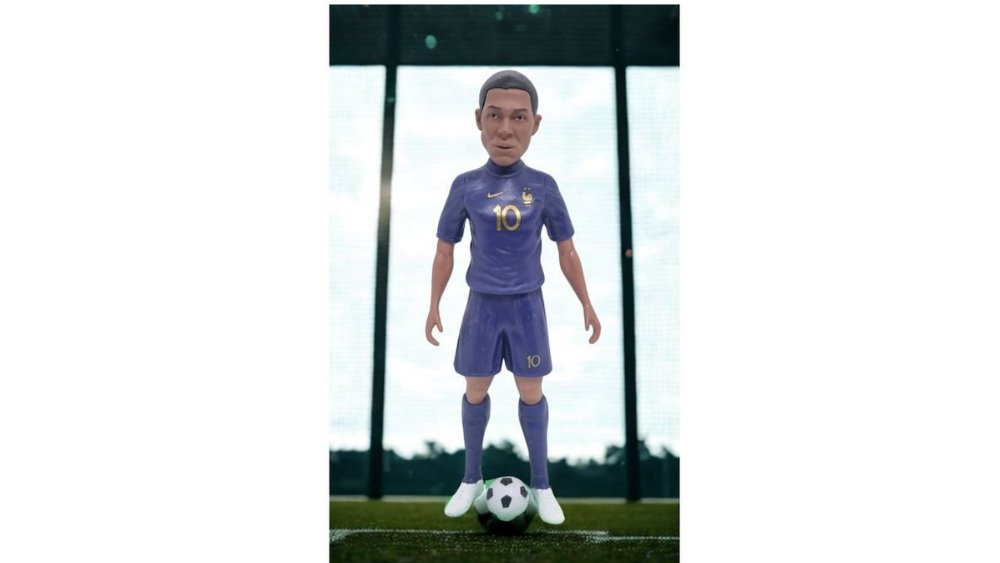 Mpappe 2026 World Cup Figure – Collectible Soccer Player Toy (15cm)