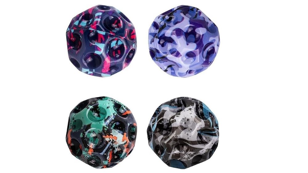 Huge Bouncing ball random colour